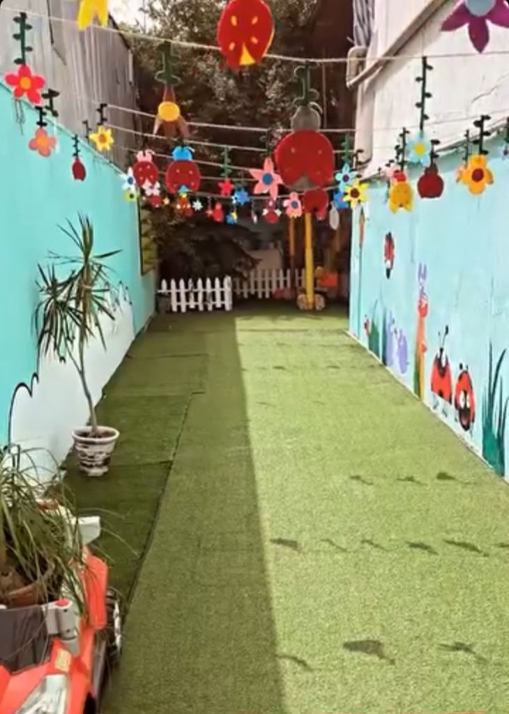 تصویر مهد کودک مهد کودک کفشدوزک